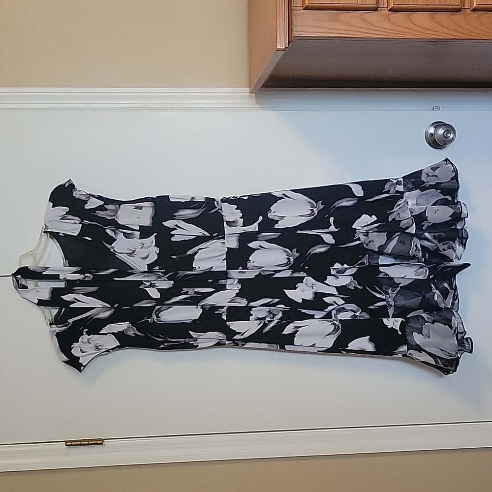 WHBM tulip dress